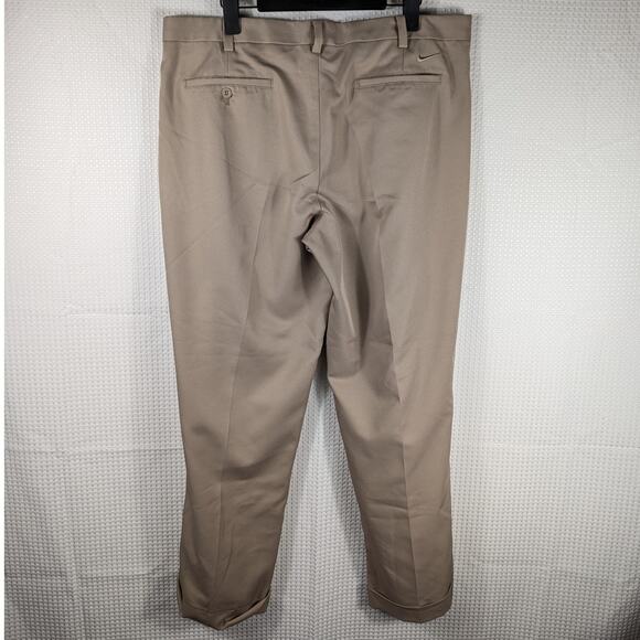 Nike Golf FitDry Pants 38 Beige Tan Khaki Men’s Polyester Pleated Trousers - Picture 2 of 5